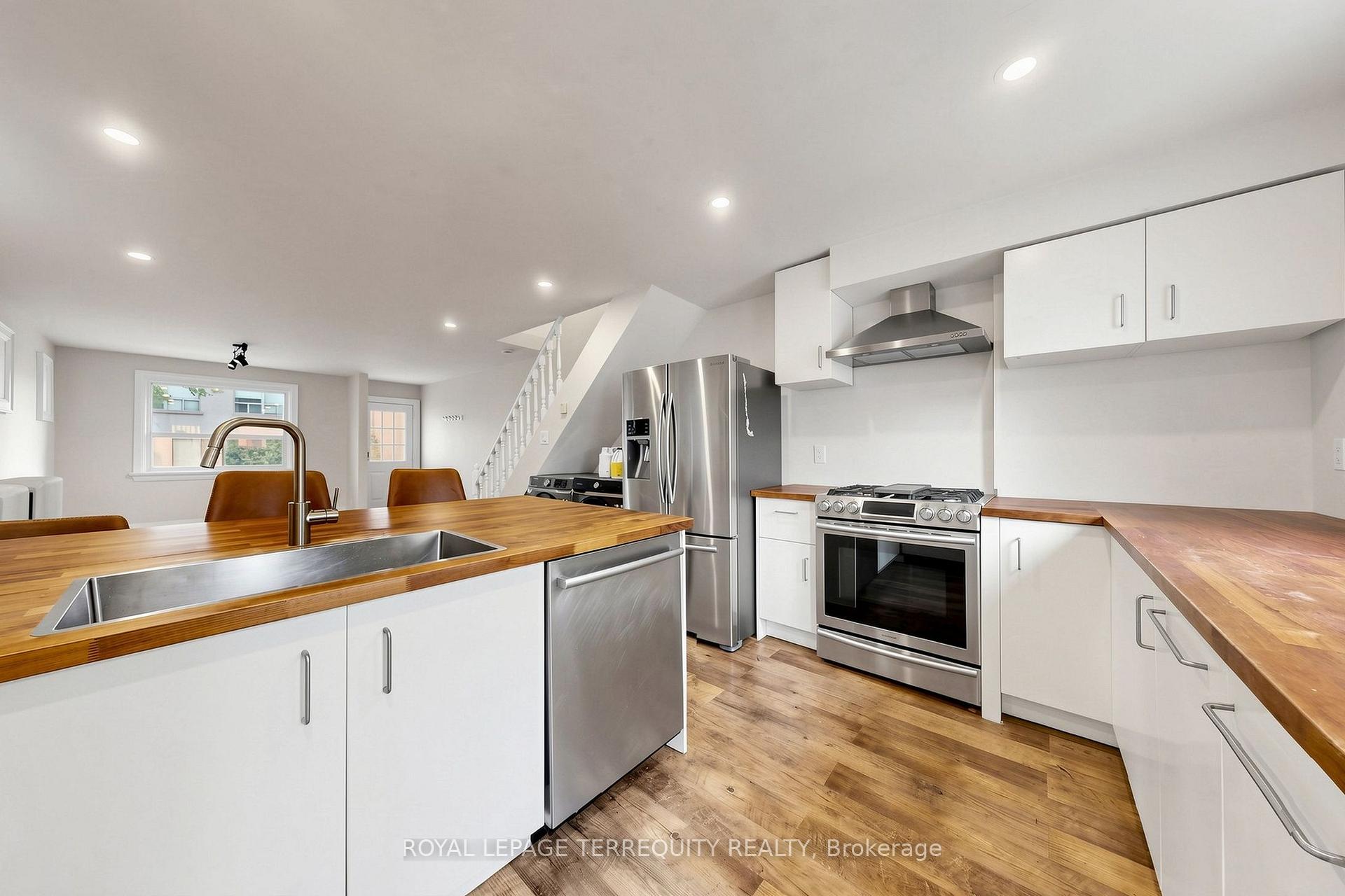 Photo 12 of 591 Vaughan Road, Toronto, Oakwood Village — HOMEH