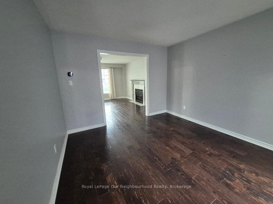 Photo 46 of 83 Cloughley Drive N, Barrie, Northwest — HOMEH