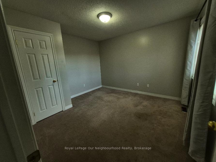 Photo 61 of 83 Cloughley Drive N, Barrie, Northwest — HOMEH