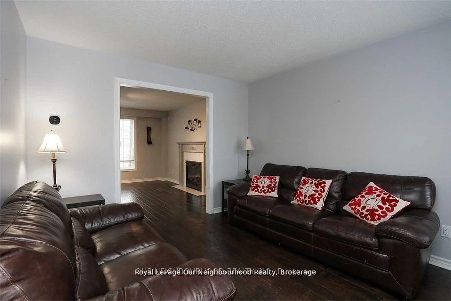 Photo 14 of 83 Cloughley Drive N, Barrie, Northwest — HOMEH