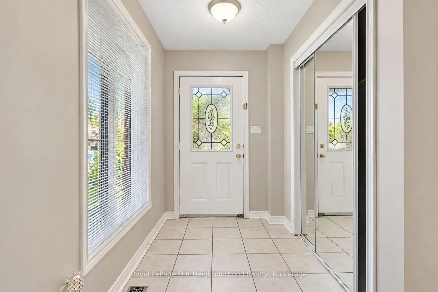 Photo 18 of 83 Cloughley Drive N, Barrie, Northwest — HOMEH