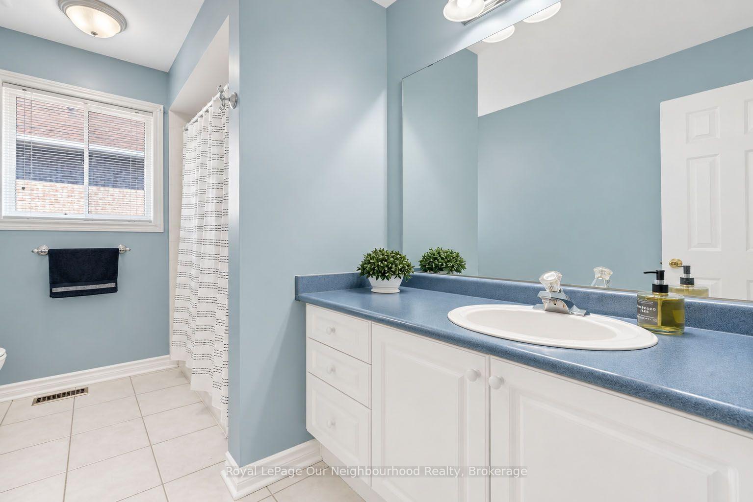 Photo 77 of 83 Cloughley Drive N, Barrie, Northwest — HOMEH