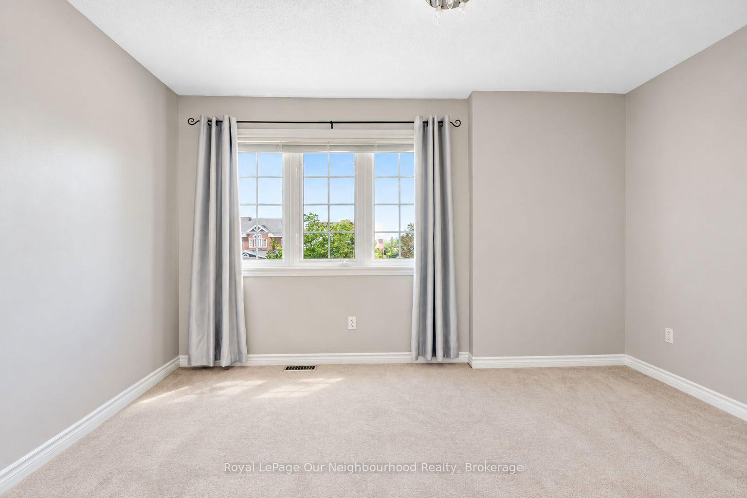 Photo 85 of 83 Cloughley Drive N, Barrie, Northwest — HOMEH