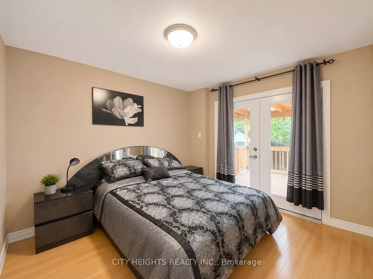 Photo 11 of Unit UPPER LEVEL, 75 Pynford Crescent, North York, Parkwoods-Donalda — HOMEH