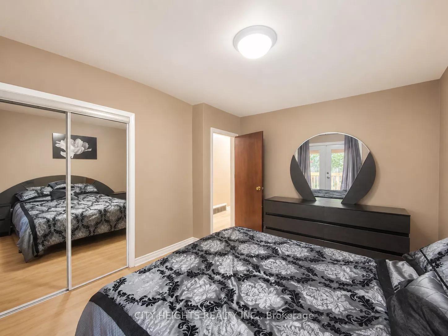 Photo 10 of Unit UPPER LEVEL, 75 Pynford Crescent, North York, Parkwoods-Donalda — HOMEH