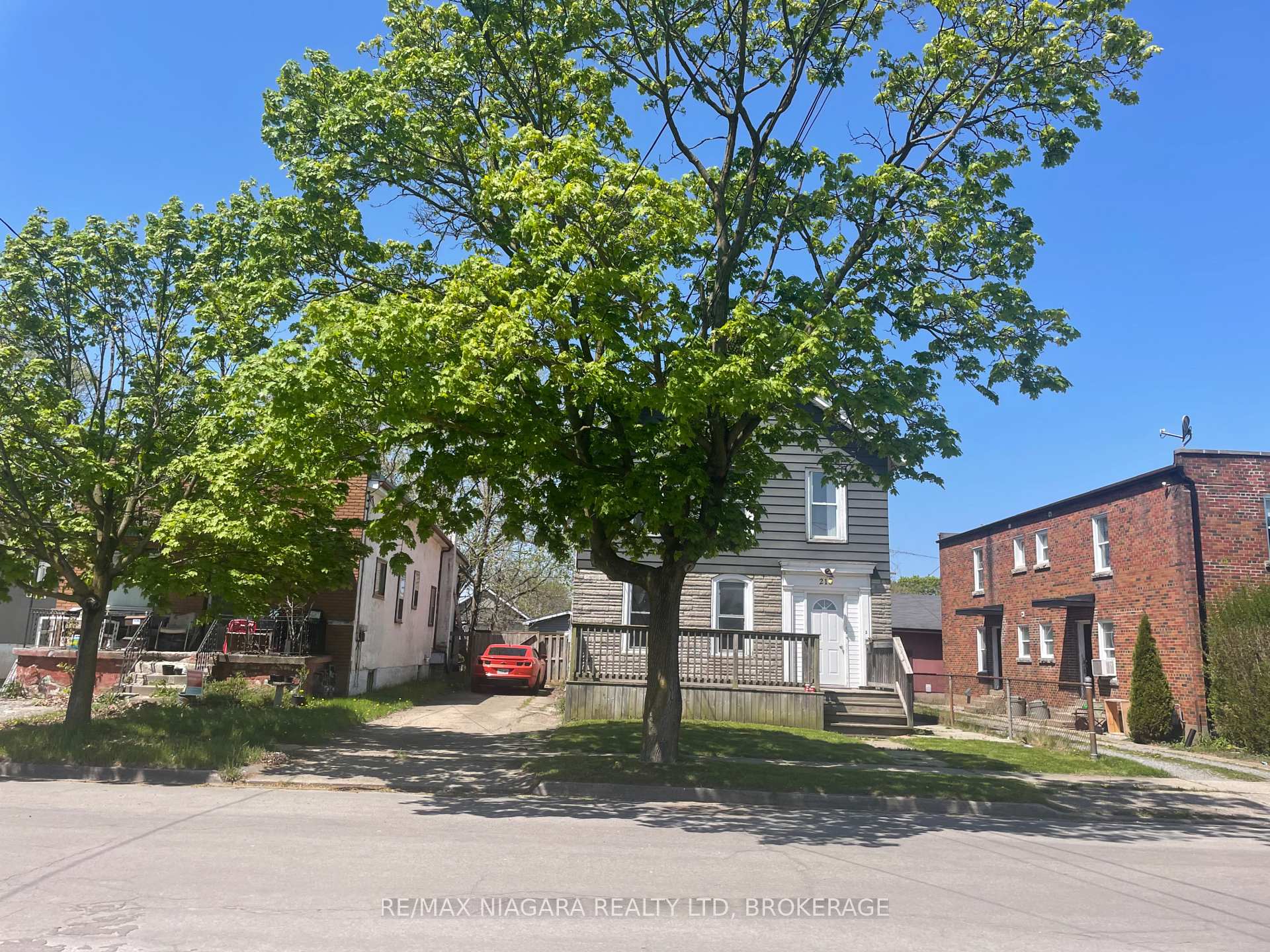 Photo 1 of Unit UPPER, 215 Mcalpine Avenue S, Welland, Lincoln/Crowland — HOMEH