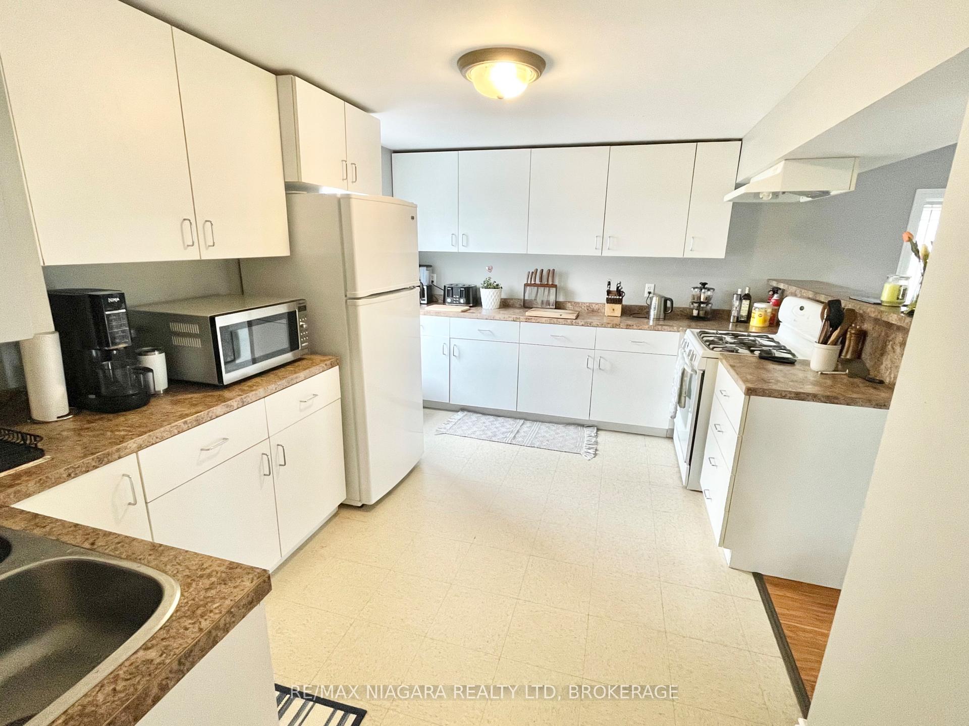 Photo 7 of Unit UPPER, 215 Mcalpine Avenue S, Welland, Lincoln/Crowland — HOMEH