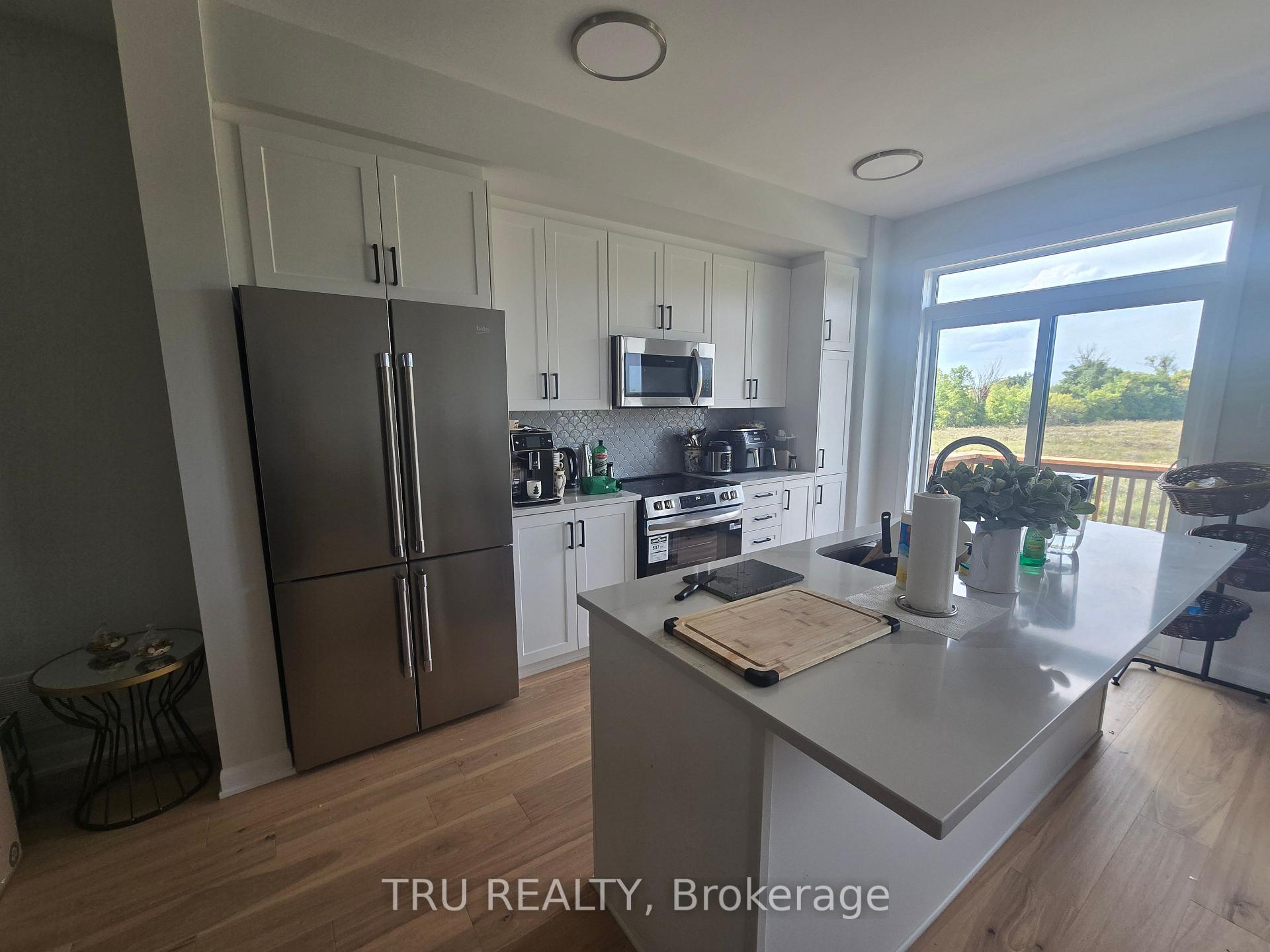 Photo 2 of 229 Bankside Way, Ottawa, Barrhaven - Half Moon Bay — HOMEH