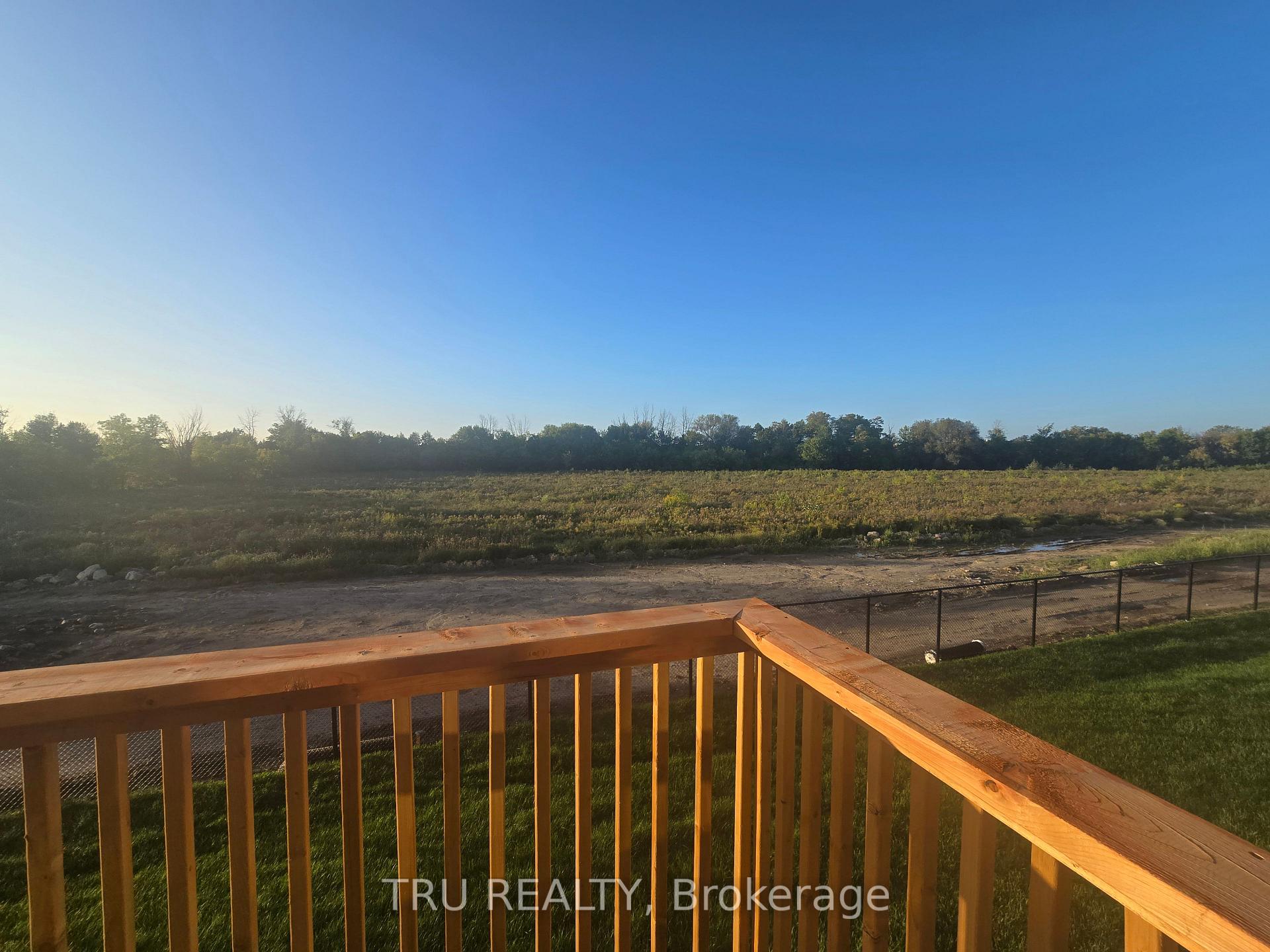 Photo 8 of 229 Bankside Way, Ottawa, Barrhaven - Half Moon Bay — HOMEH