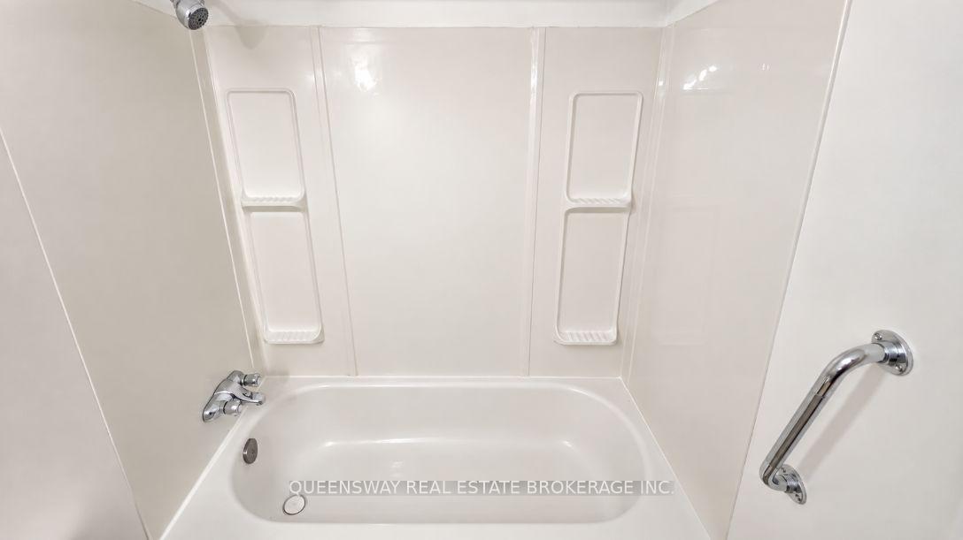 Photo 13 of Unit 5, 689 Barber Avenue, North Perth, Listowel — HOMEH