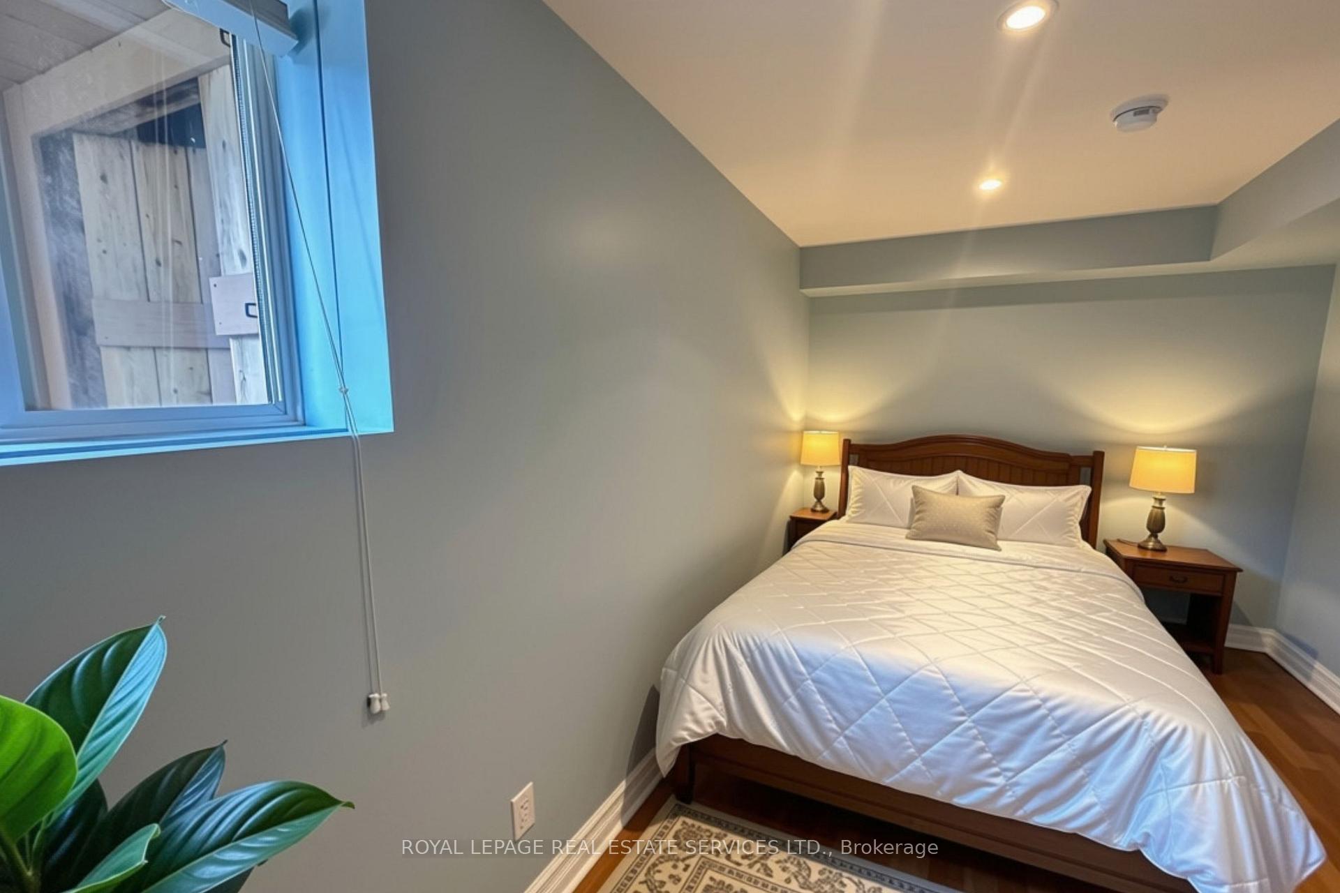 Photo 19 of 2225 Canonridge Circle, Oakville, Westmount — HOMEH