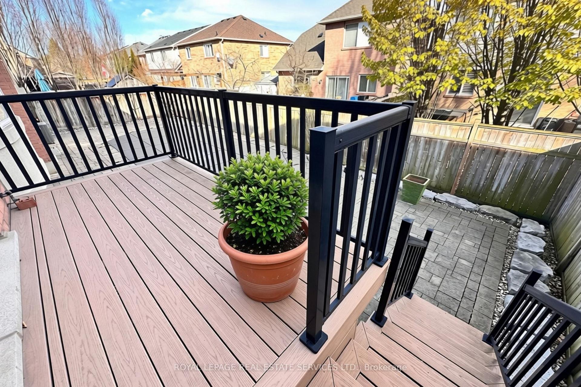 Photo 23 of 2225 Canonridge Circle, Oakville, Westmount — HOMEH