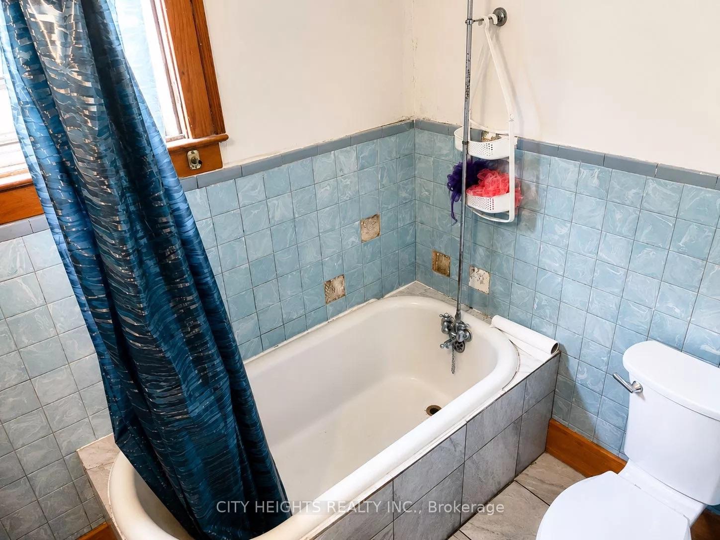 Photo 3 of Unit #2, 1264 Elsmere Avenue, Windsor, Walkerville — HOMEH