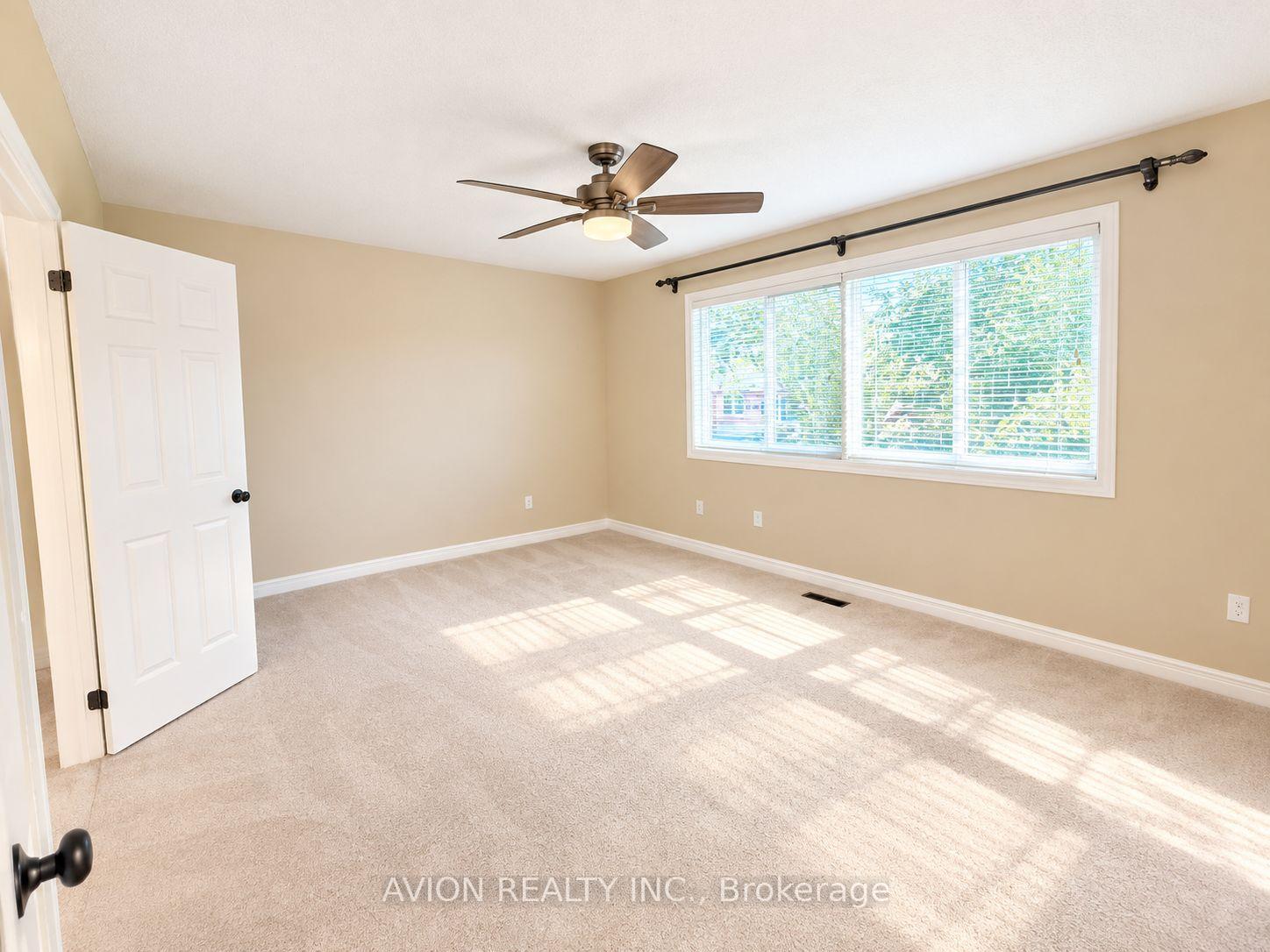 Photo 7 of 1392 Pinecliff Road, Oakville, West Oak Trails — HOMEH