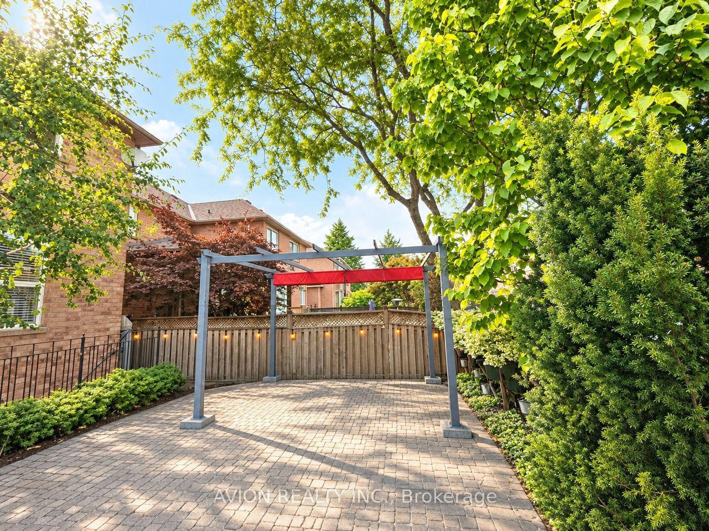 Photo 20 of 1392 Pinecliff Road, Oakville, West Oak Trails — HOMEH