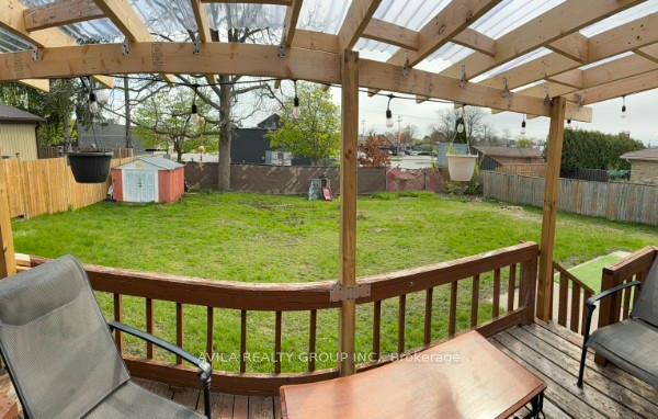 Photo 19 of 20 Horner Street, Brantford, Henderson-Sky Acres — HOMEH