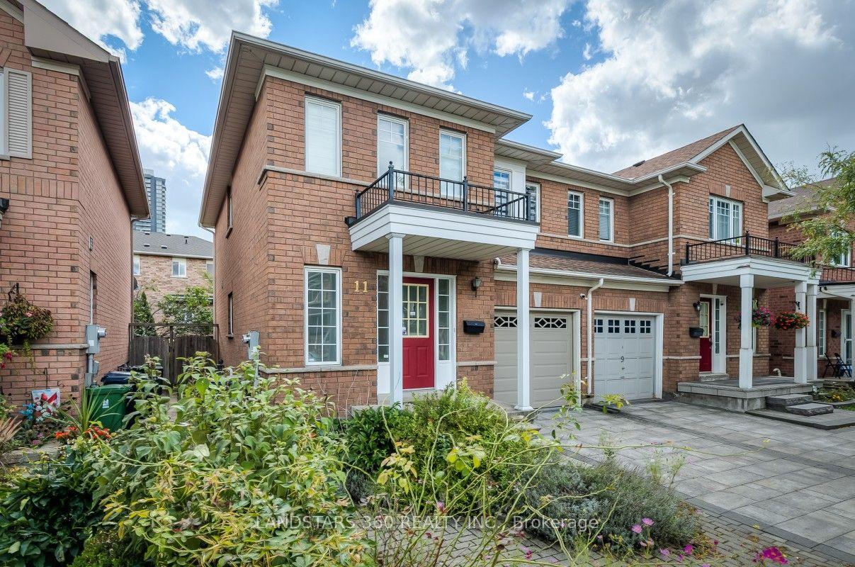 Photo 3 of 11 Wilket Creek Road, Toronto, Flemingdon Park — HOMEH