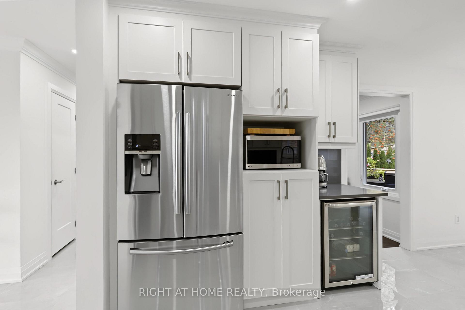 Photo 21 of 11 Harrowsmith Place, Richmond Hill, Oak Ridges — HOMEH