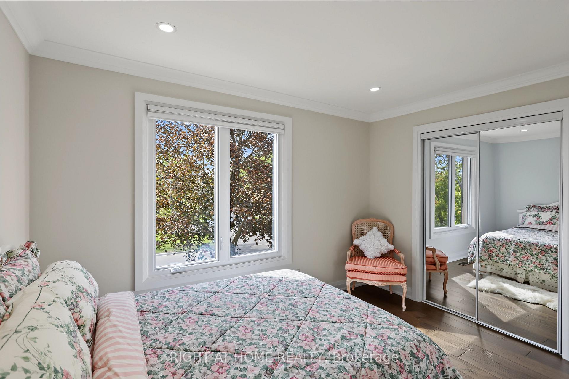 Photo 25 of 11 Harrowsmith Place, Richmond Hill, Oak Ridges — HOMEH