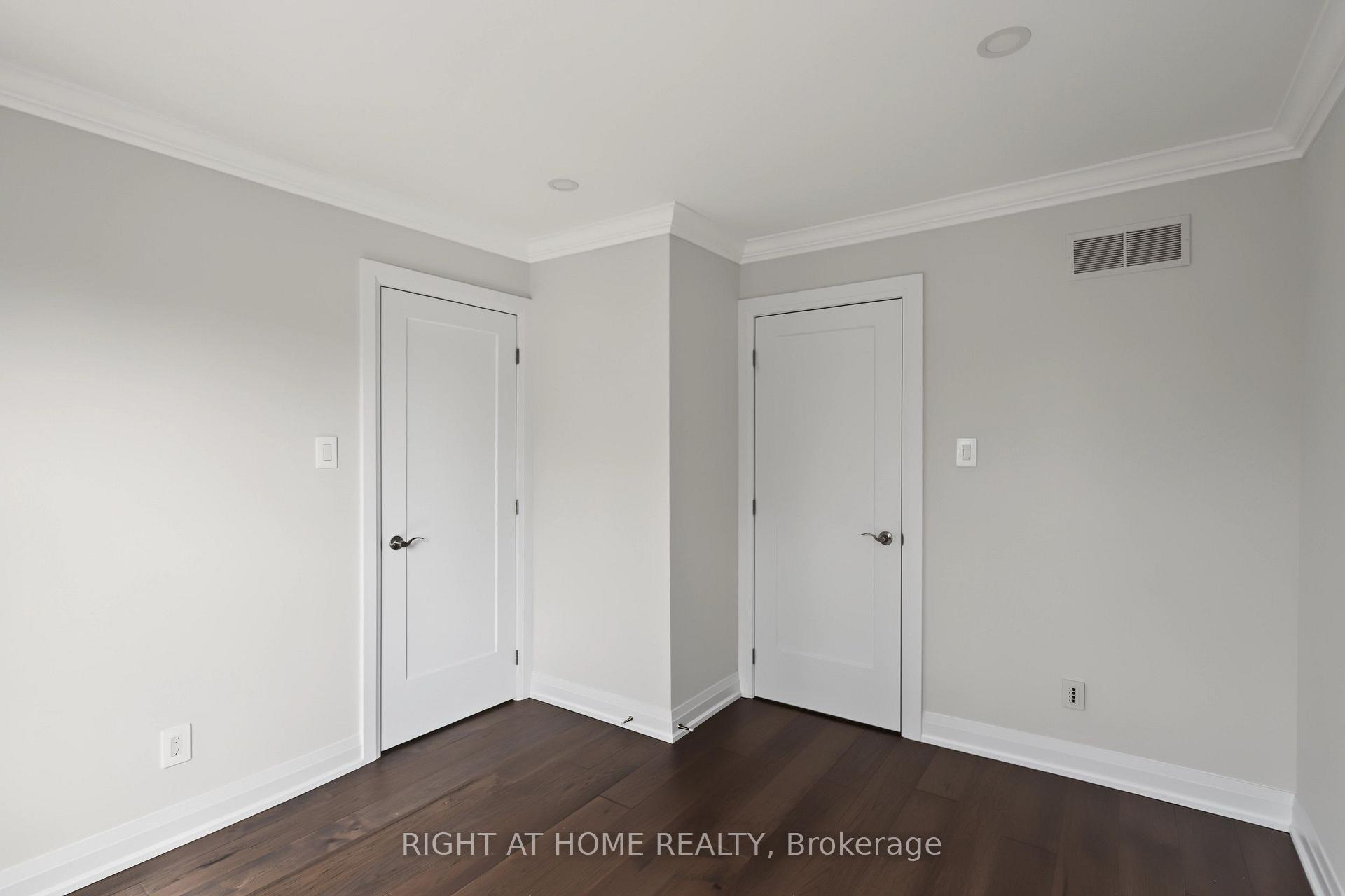Photo 27 of 11 Harrowsmith Place, Richmond Hill, Oak Ridges — HOMEH