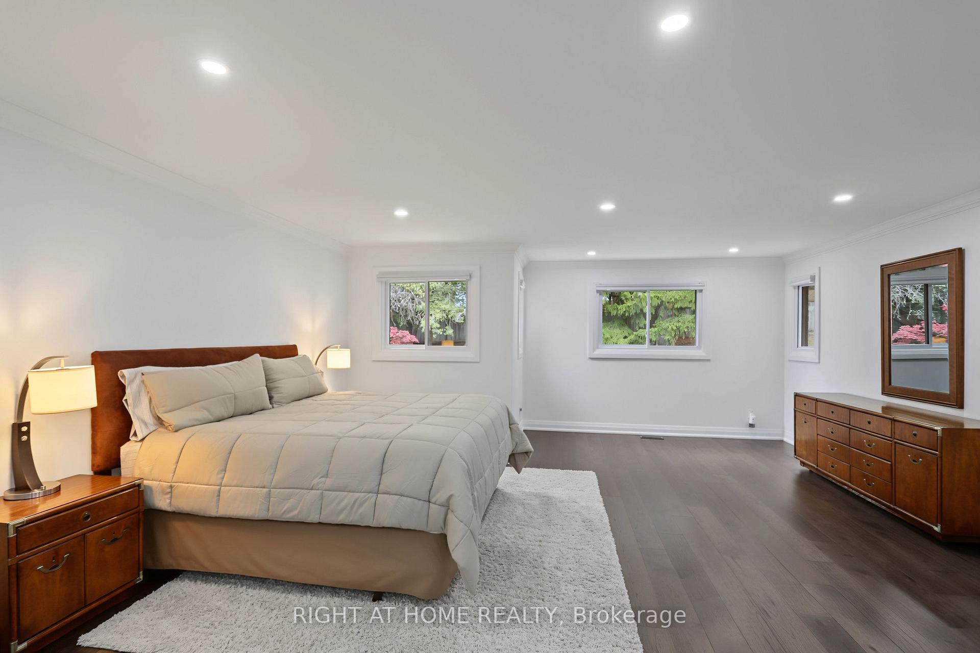 Photo 31 of 11 Harrowsmith Place, Richmond Hill, Oak Ridges — HOMEH