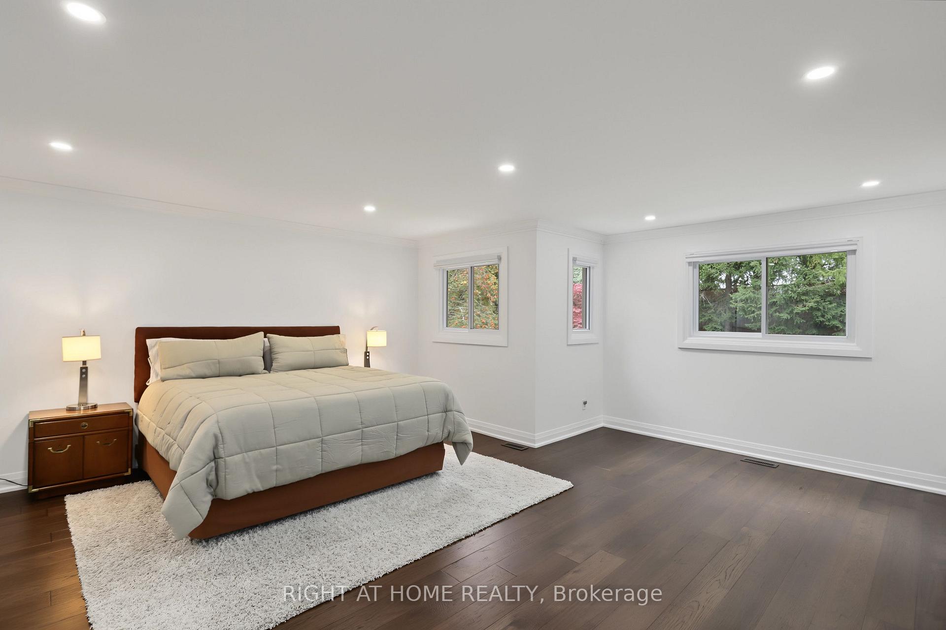 Photo 32 of 11 Harrowsmith Place, Richmond Hill, Oak Ridges — HOMEH