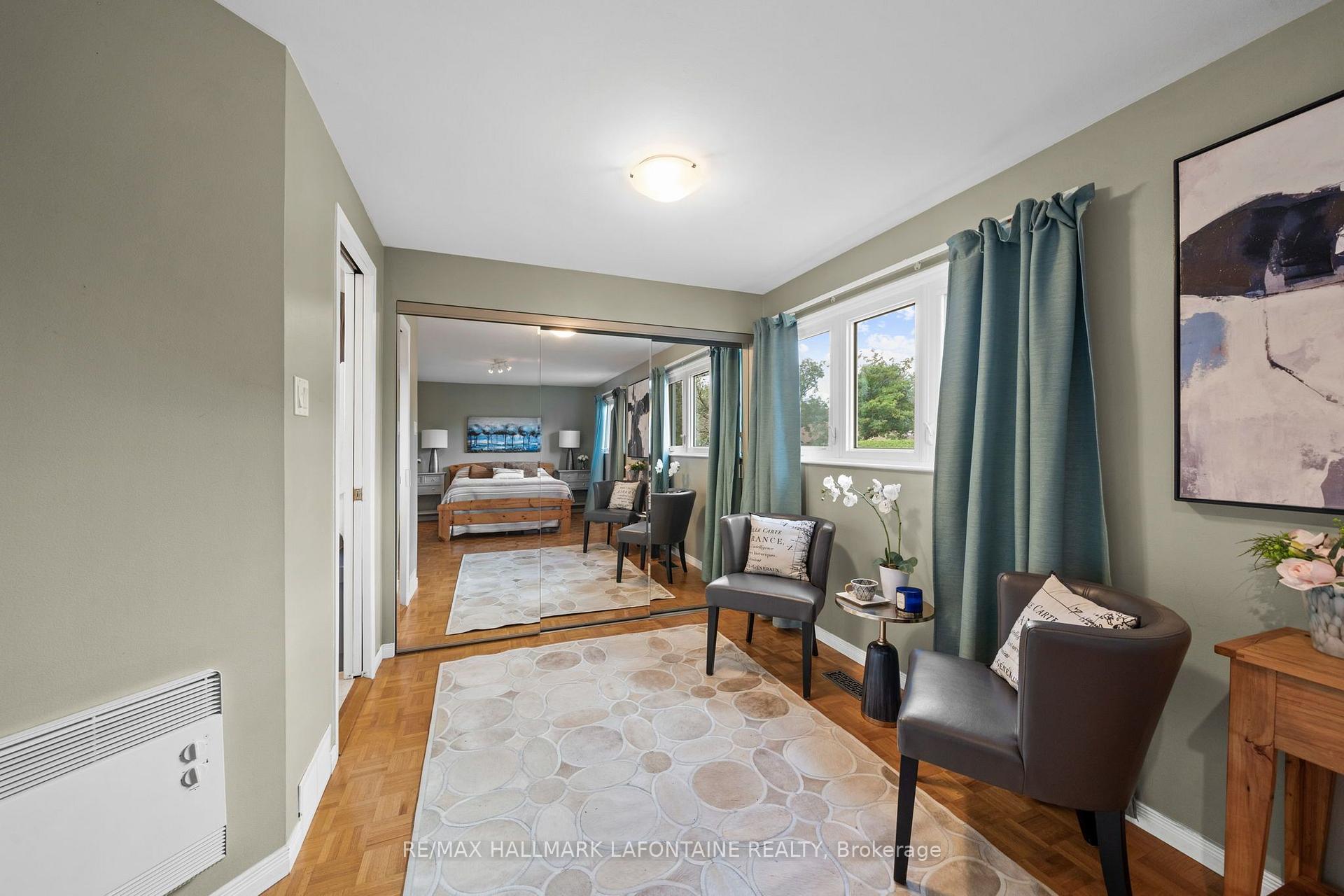 Photo 24 of 37 Red Maple Crescent, Ottawa, Blackburn Hamlet — HOMEH