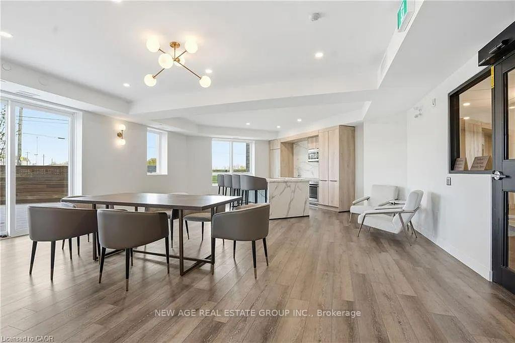 Photo 19 of Unit 201, 7549 Kalar Road, Niagara Falls, Brown — HOMEH