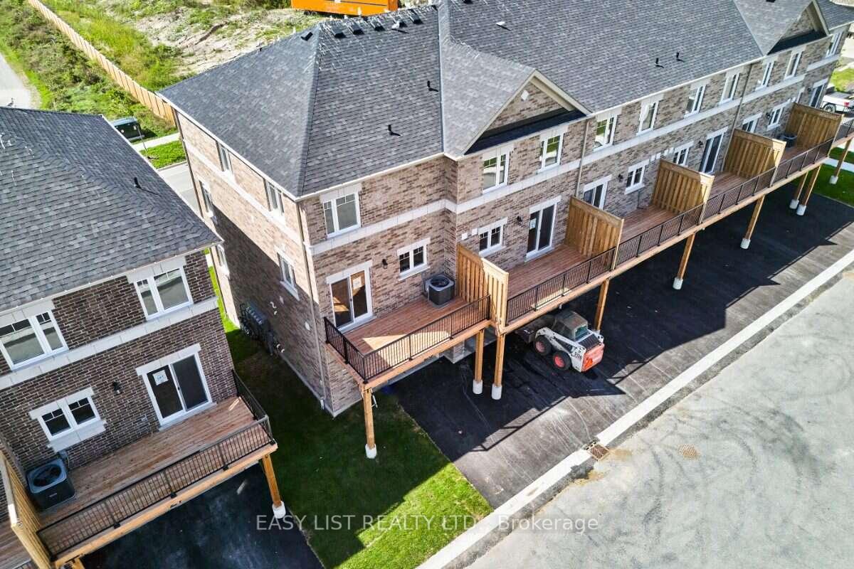 Photo 10 of 23 Addyman Crescent, Clarington, Newcastle — HOMEH