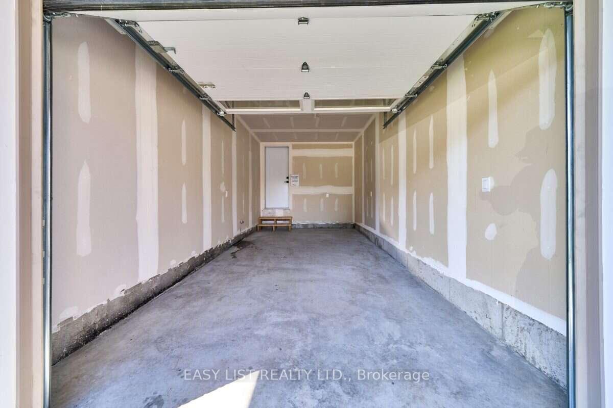 Photo 18 of 23 Addyman Crescent, Clarington, Newcastle — HOMEH