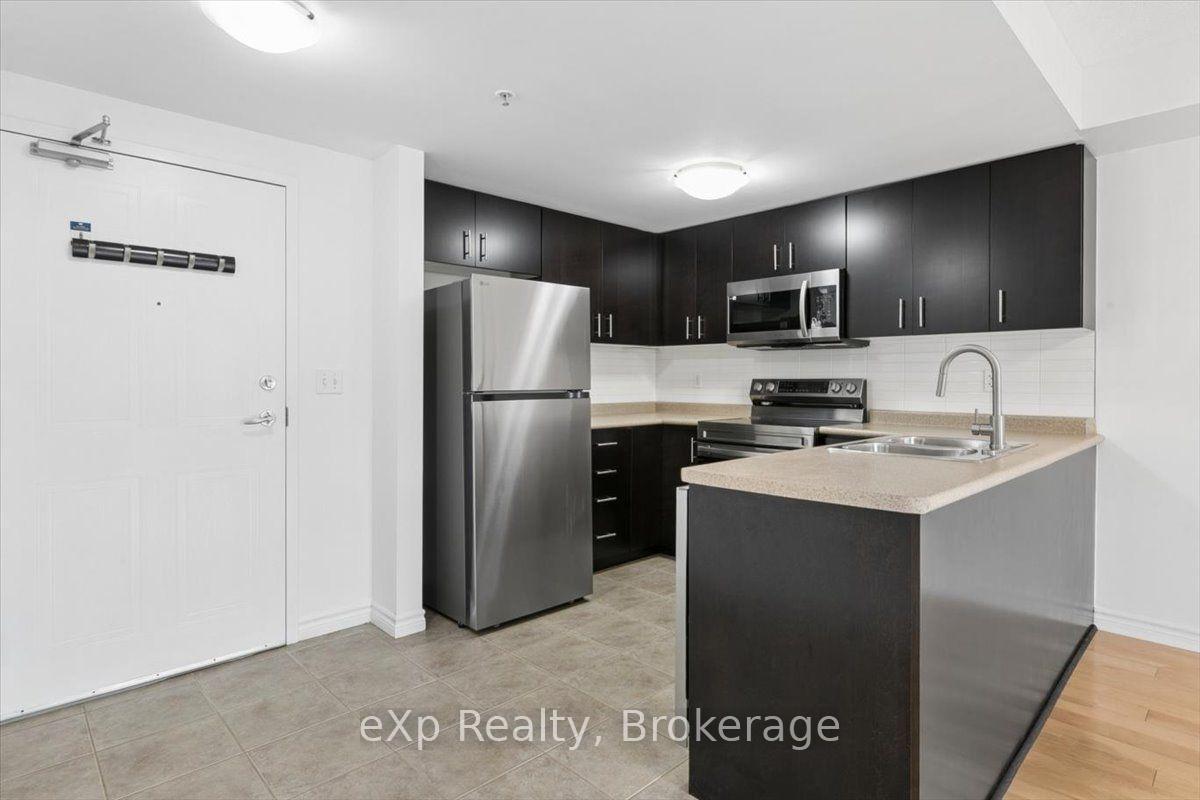 Photo 7 of Unit 202, 41 Goodwin Drive, Guelph, Pineridge/Westminster Woods — HOMEH