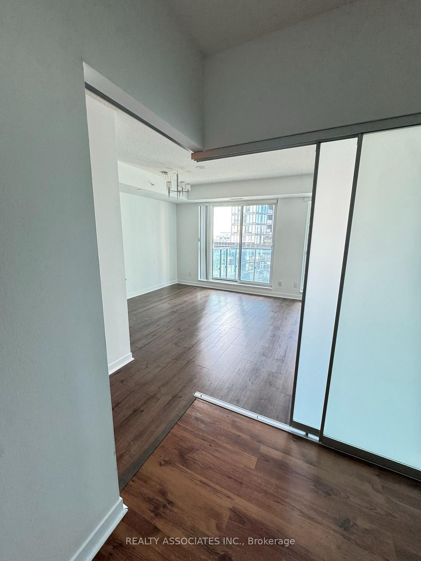 Photo 3 of Unit 1207, 69 Lynn Williams Street, Toronto, Niagara — HOMEH