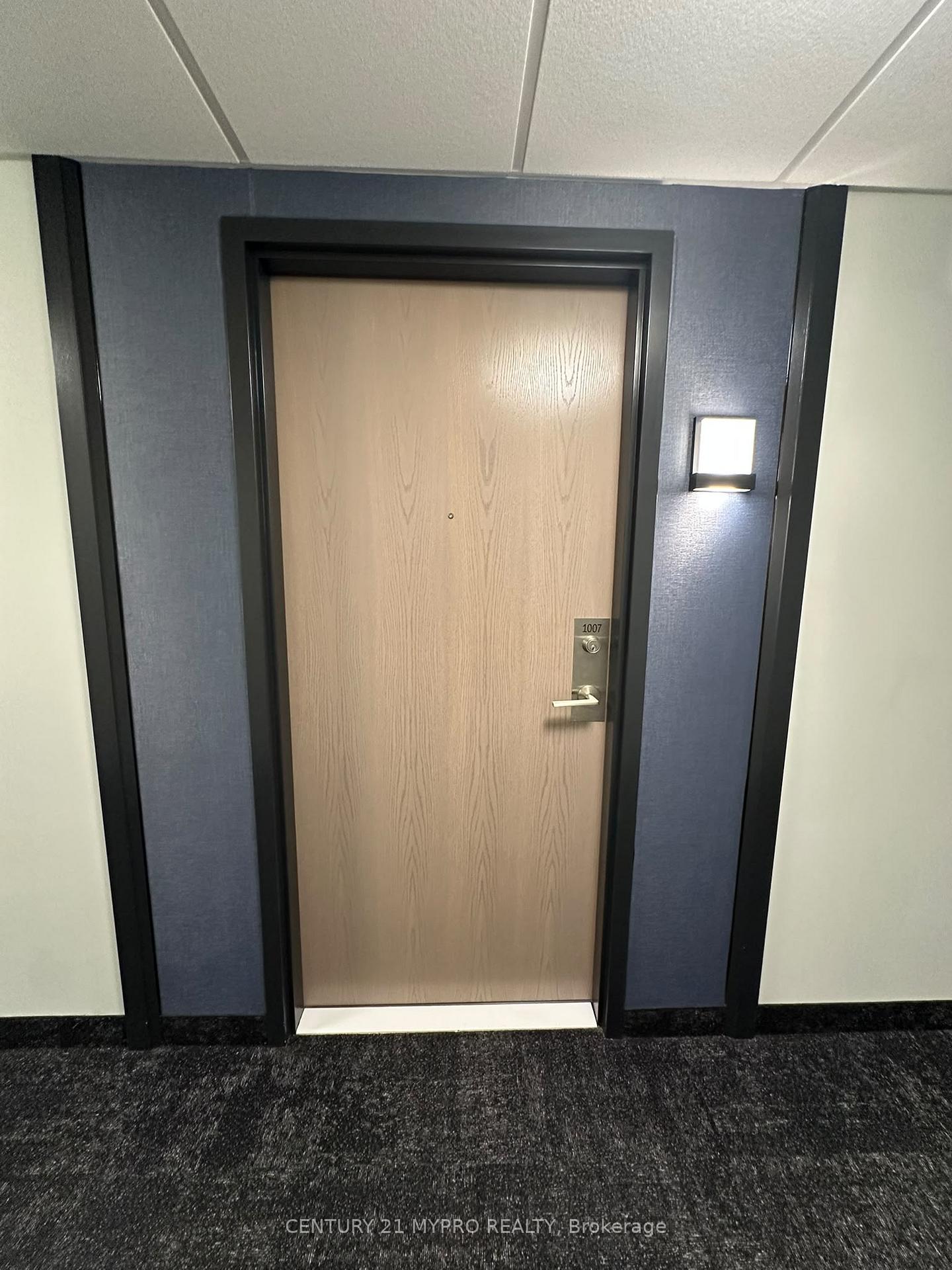 Photo 4 of Unit 1007, 58 Lakeside Terrace, Barrie, Little Lake — HOMEH