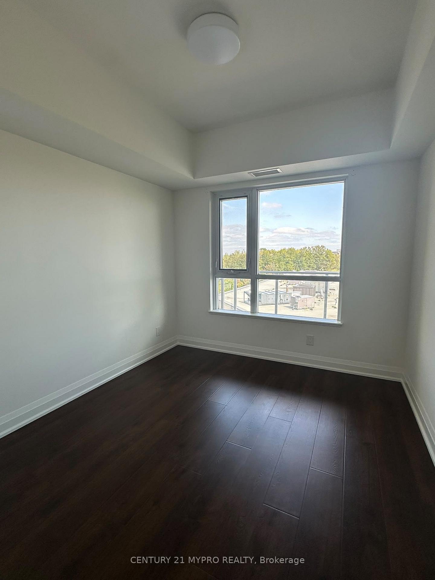 Photo 9 of Unit 1007, 58 Lakeside Terrace, Barrie, Little Lake — HOMEH