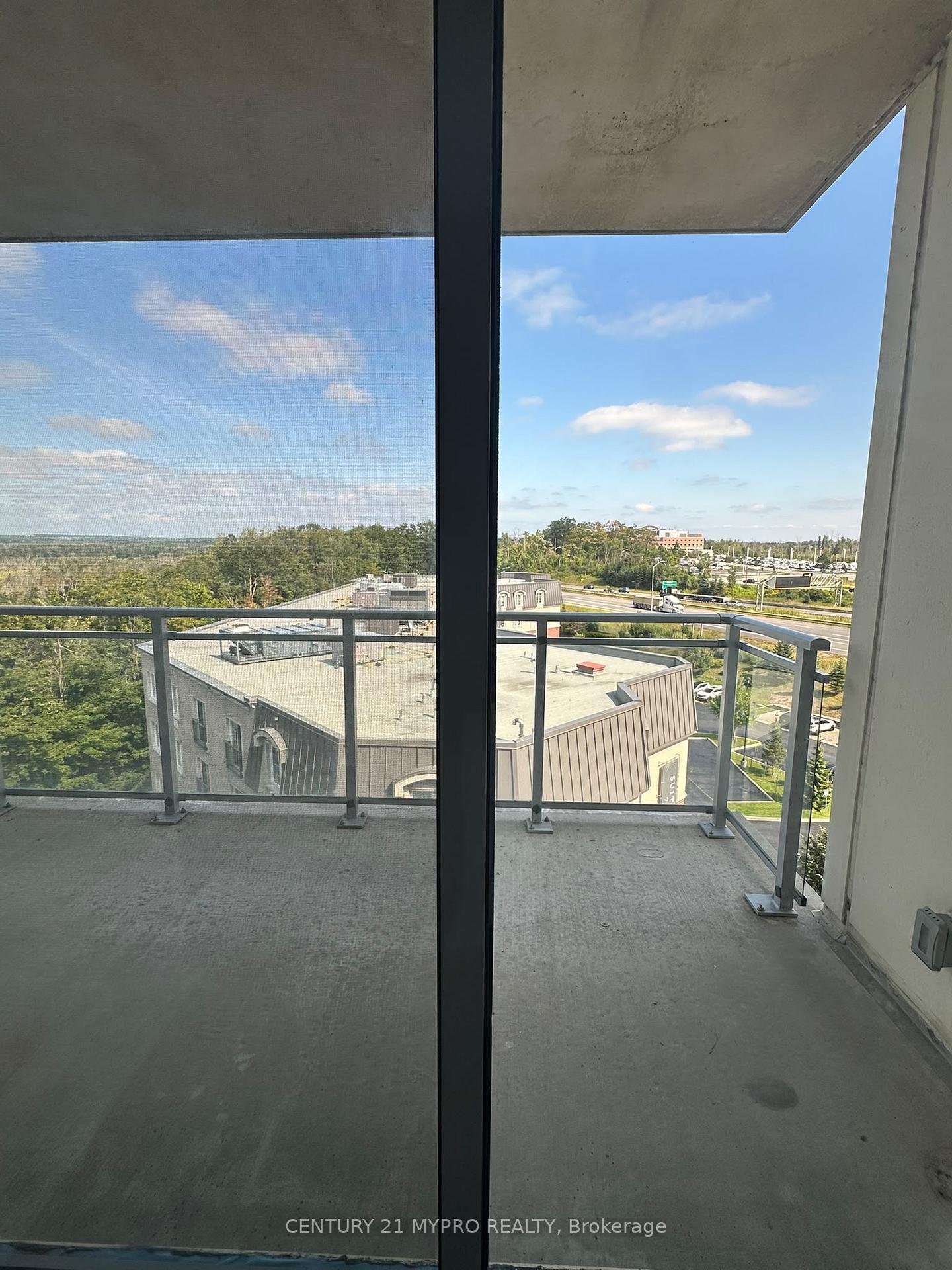 Photo 14 of Unit 1007, 58 Lakeside Terrace, Barrie, Little Lake — HOMEH