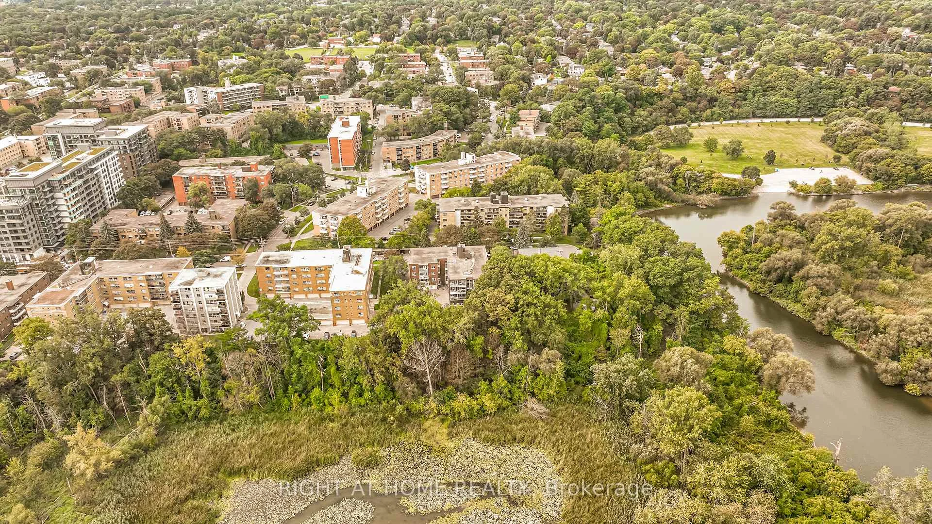 Photo 53 of Unit 406, 185 Stephen Drive, Etobicoke, Stonegate-Queensway — HOMEH