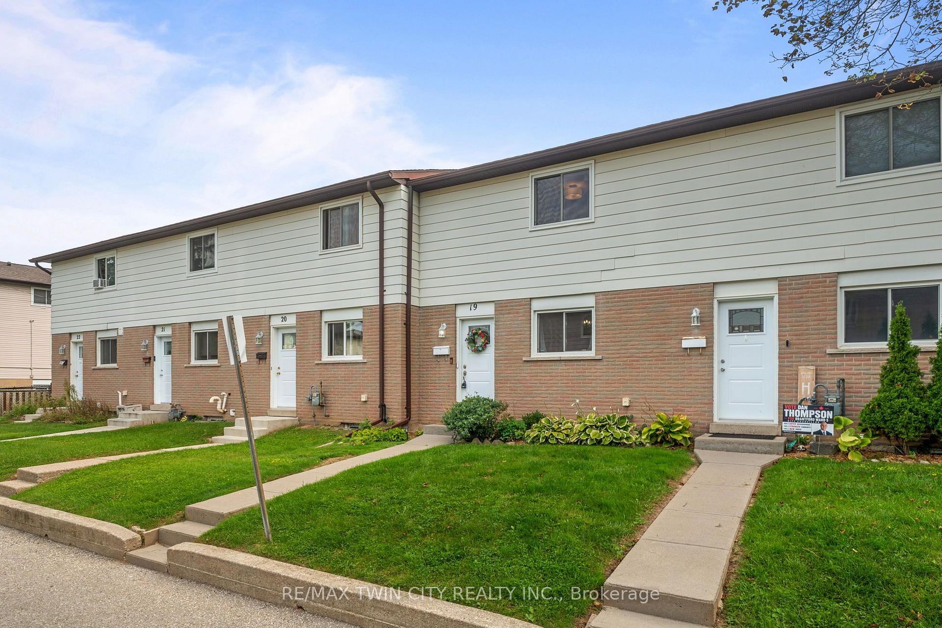Photo 4 of Unit 19, 379 Darling Street, Brantford, East Ward — HOMEH