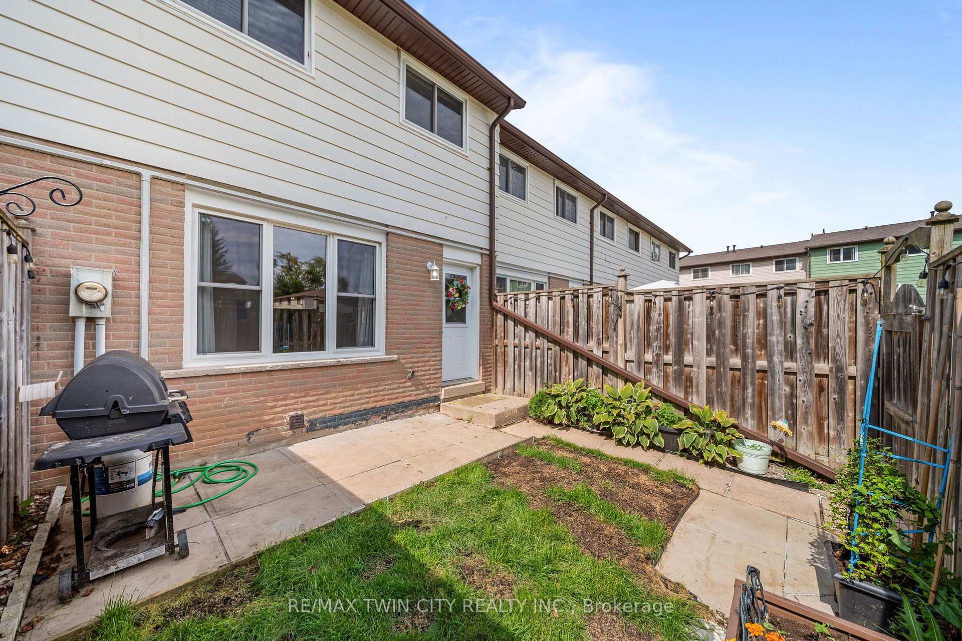 Photo 36 of Unit 19, 379 Darling Street, Brantford, East Ward — HOMEH