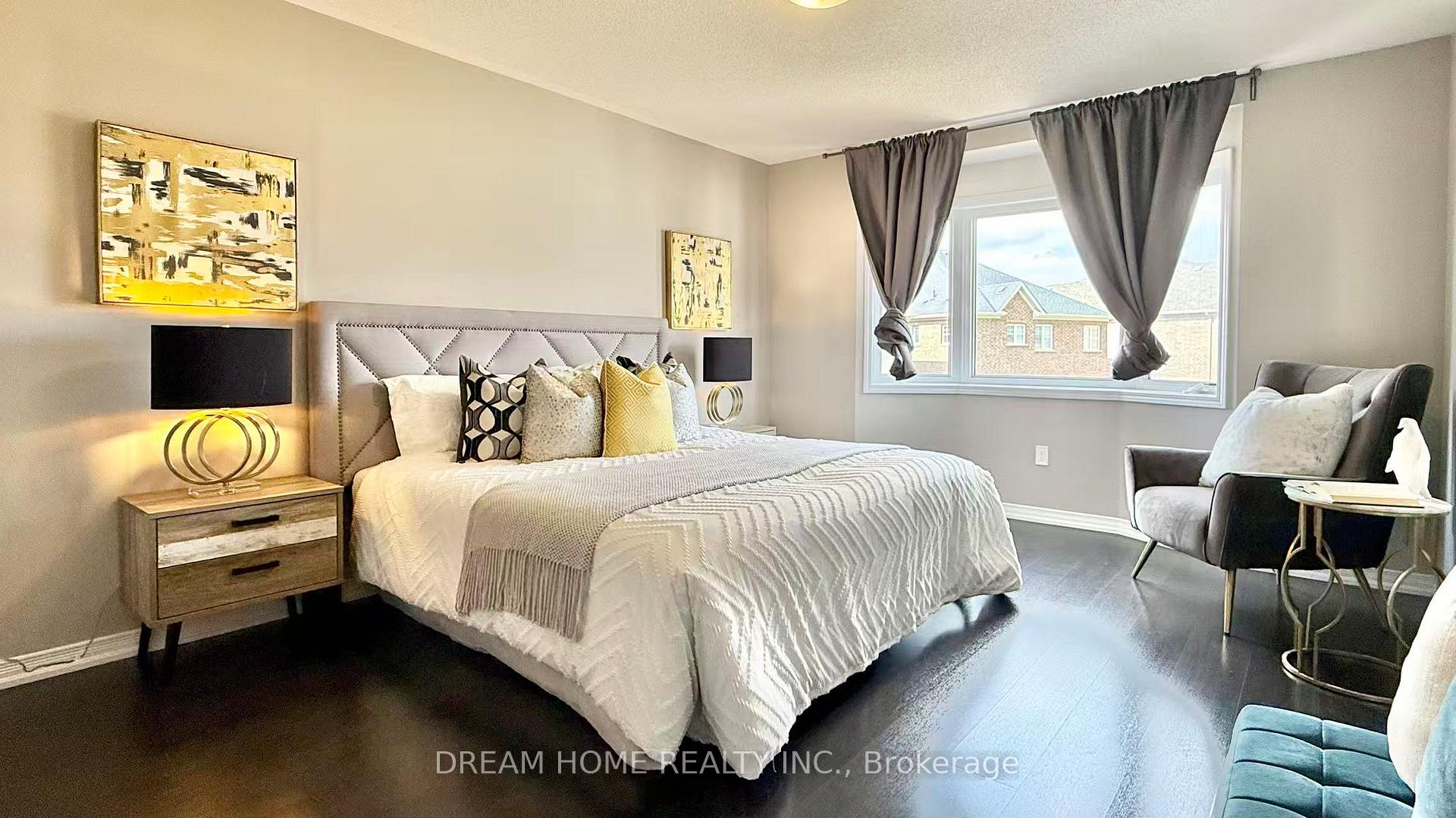 Photo 17 of 24 Spofford Drive, Whitchurch-Stouffville, Stouffville — HOMEH