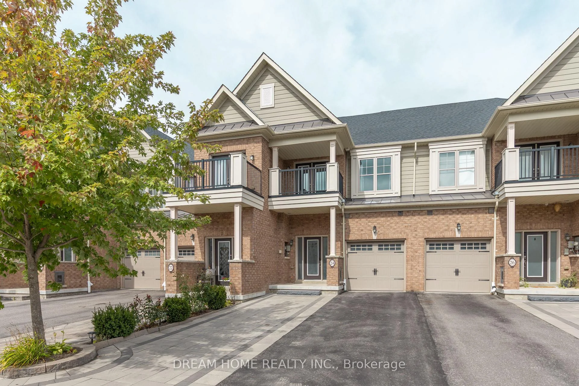 Photo 1 of 24 Spofford Drive, Whitchurch-Stouffville, Stouffville — HOMEH
