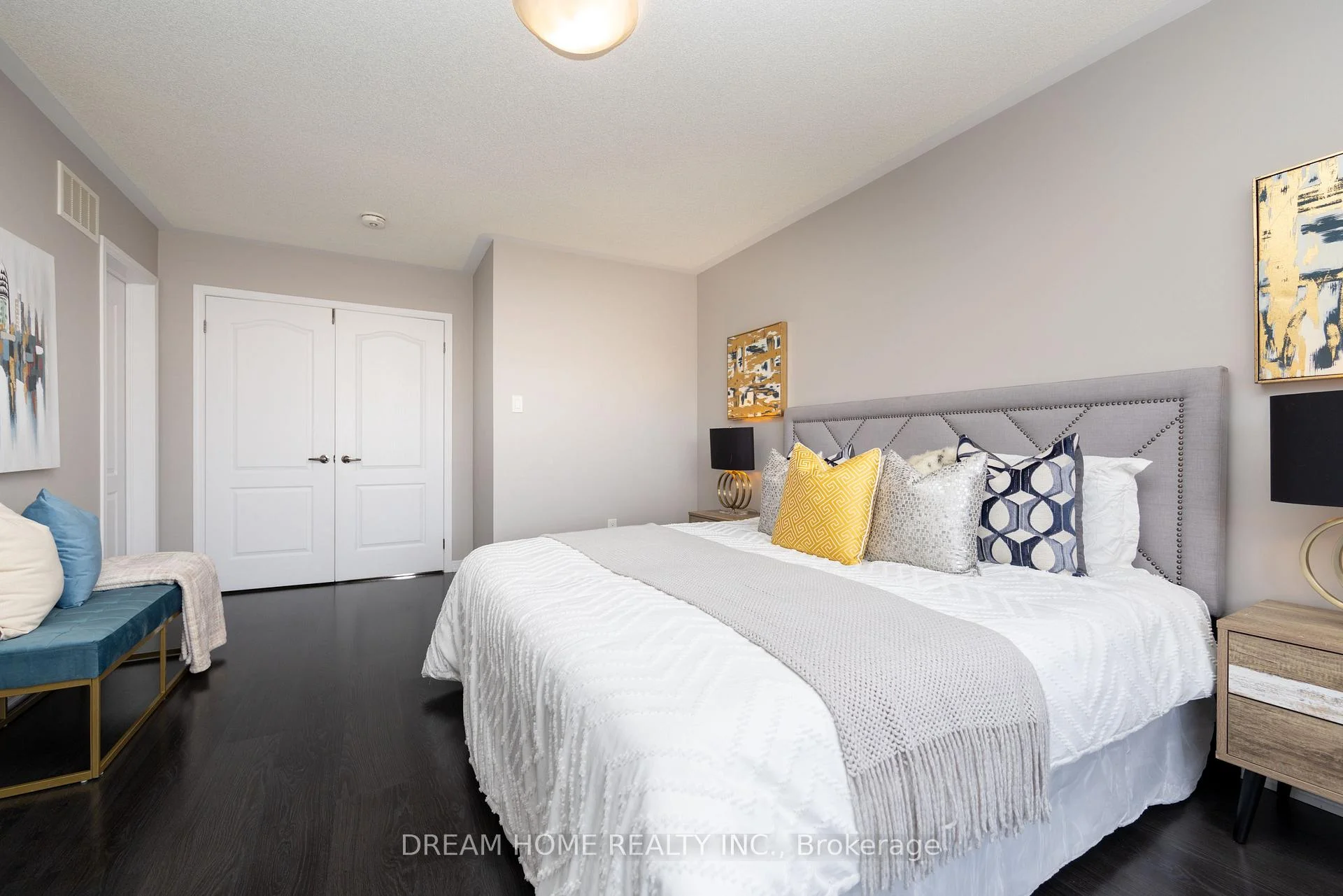 Photo 32 of 24 Spofford Drive, Whitchurch-Stouffville, Stouffville — HOMEH