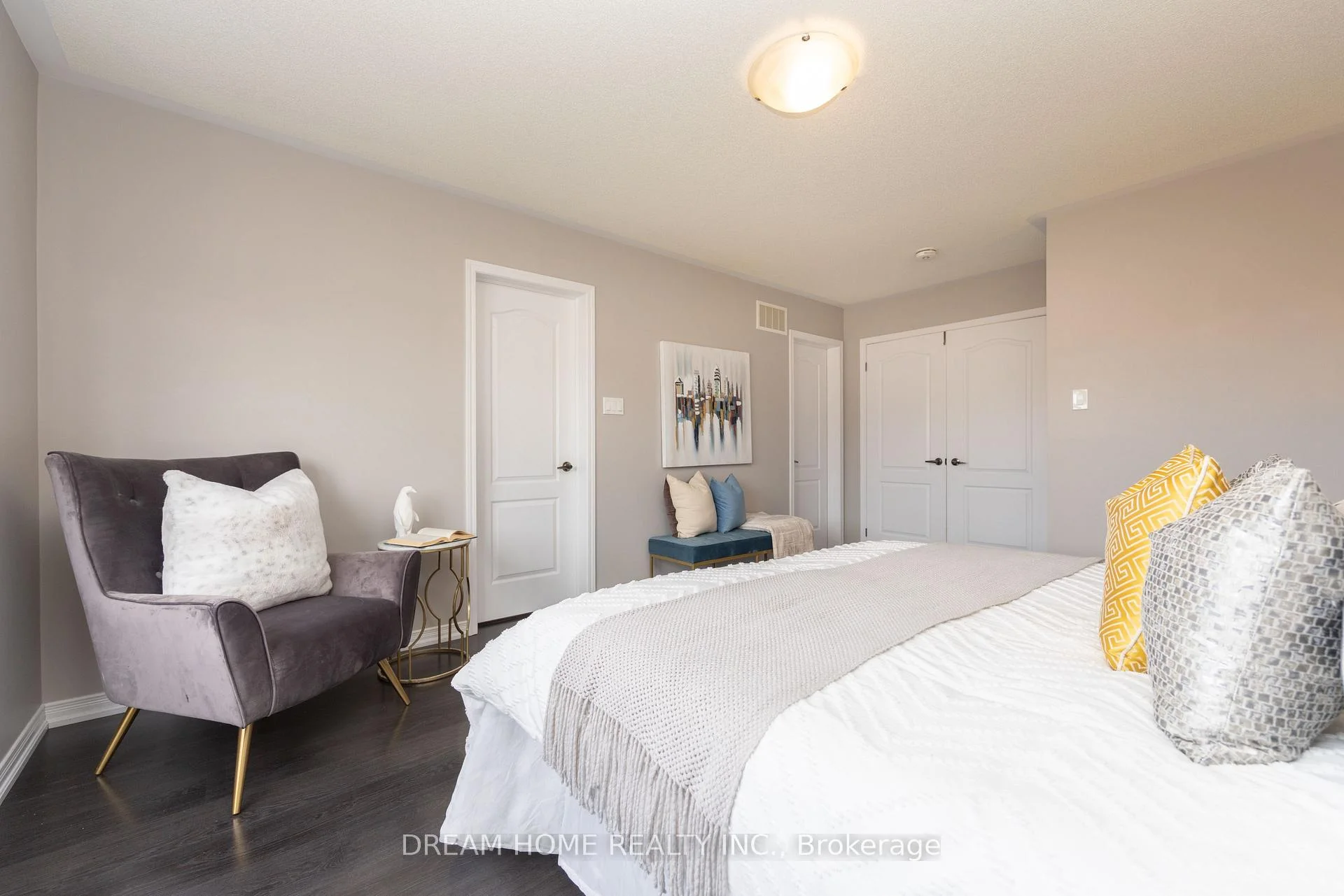 Photo 33 of 24 Spofford Drive, Whitchurch-Stouffville, Stouffville — HOMEH