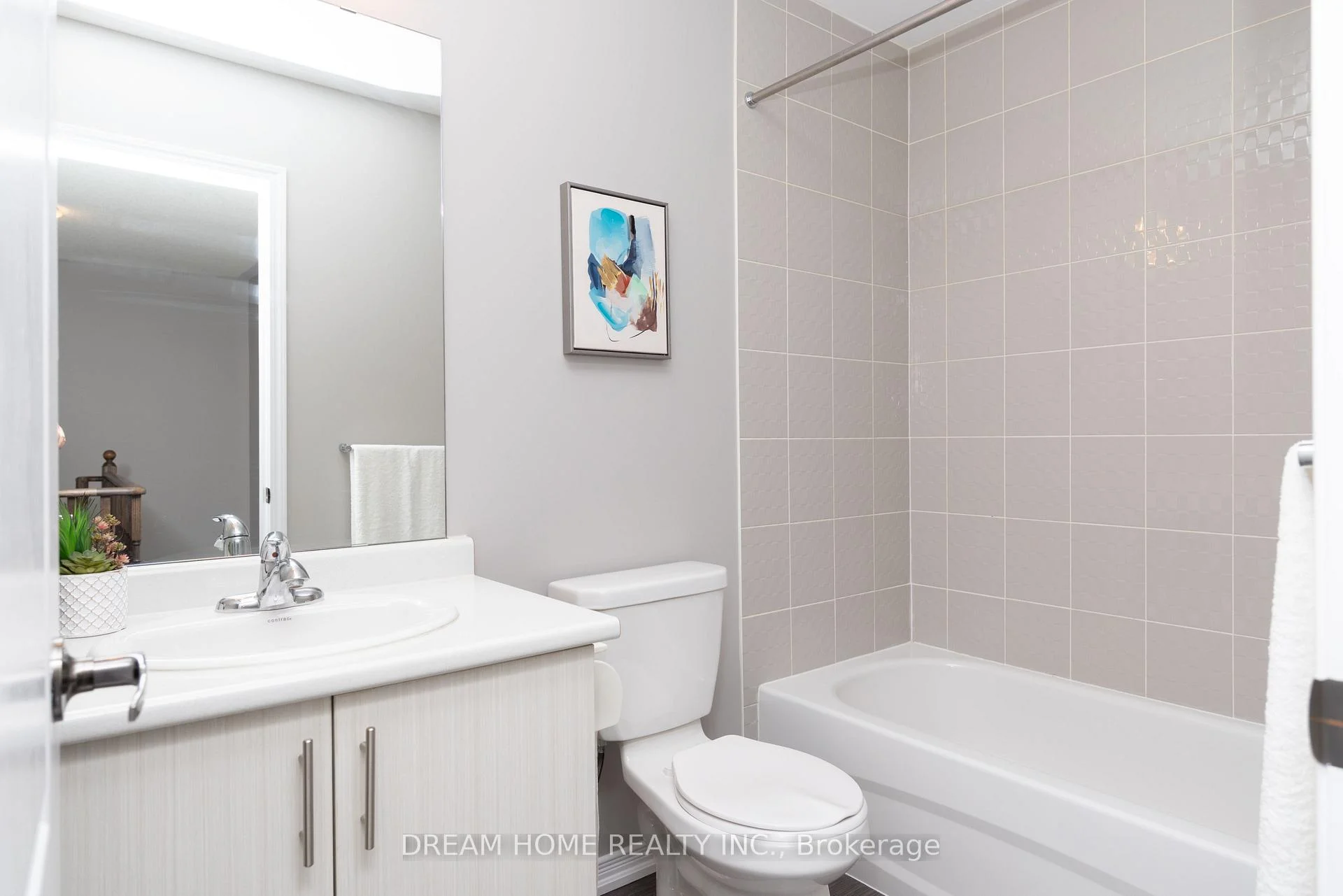 Photo 40 of 24 Spofford Drive, Whitchurch-Stouffville, Stouffville — HOMEH