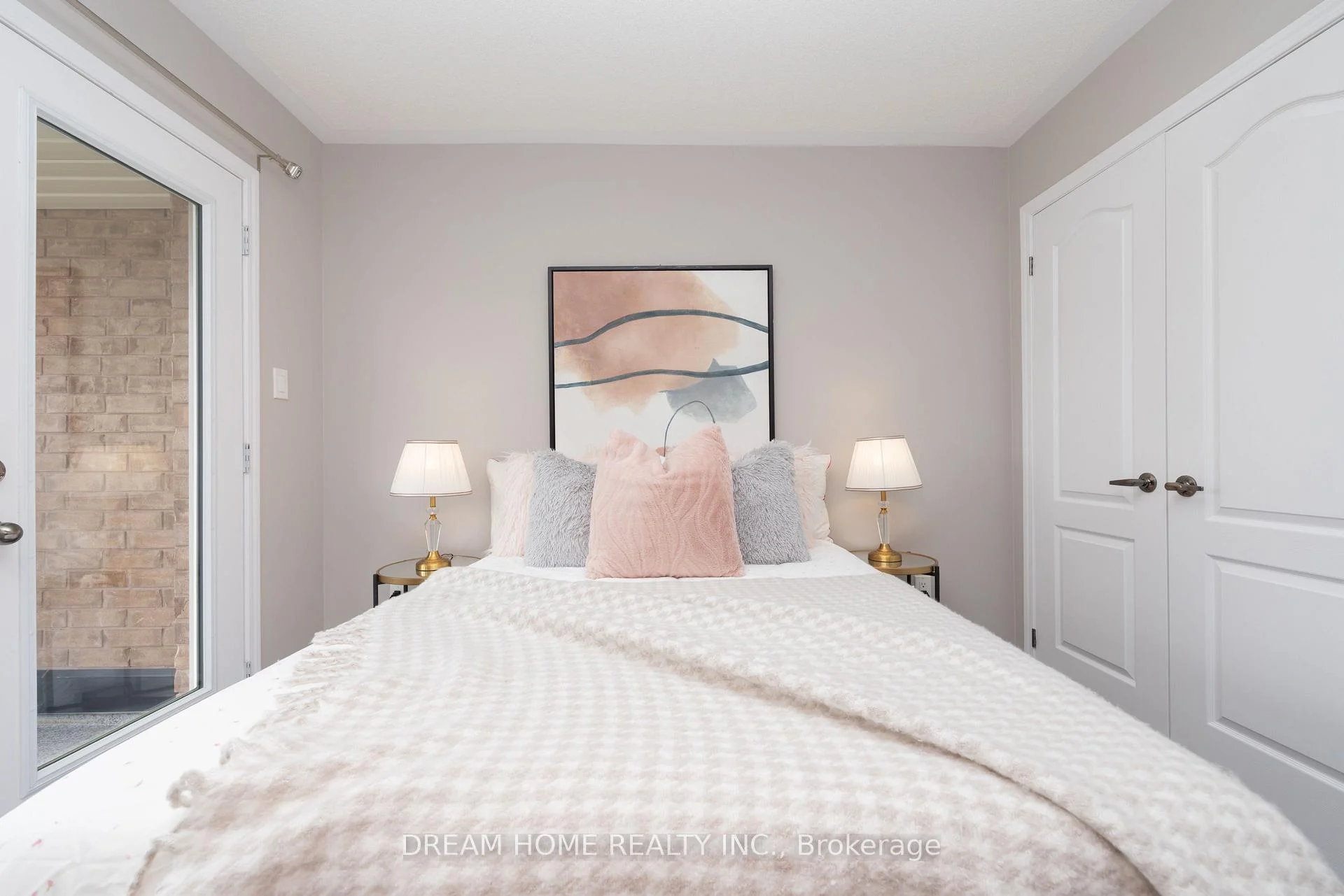 Photo 44 of 24 Spofford Drive, Whitchurch-Stouffville, Stouffville — HOMEH