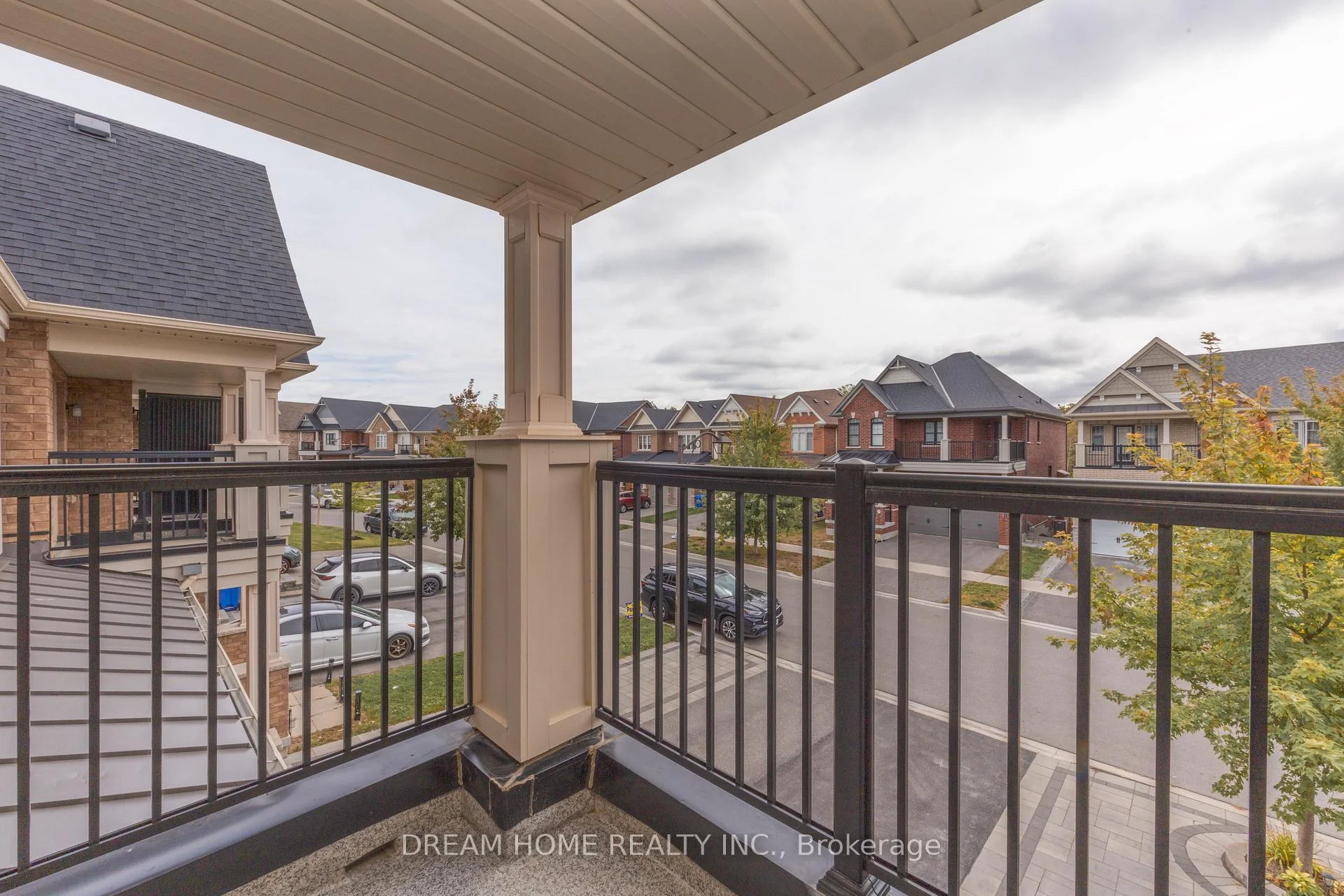 Photo 46 of 24 Spofford Drive, Whitchurch-Stouffville, Stouffville — HOMEH
