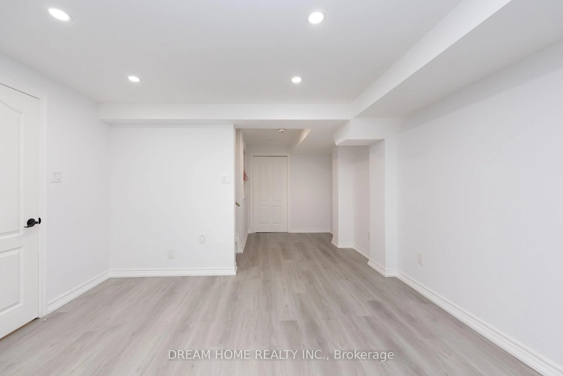 Photo 53 of 24 Spofford Drive, Whitchurch-Stouffville, Stouffville — HOMEH