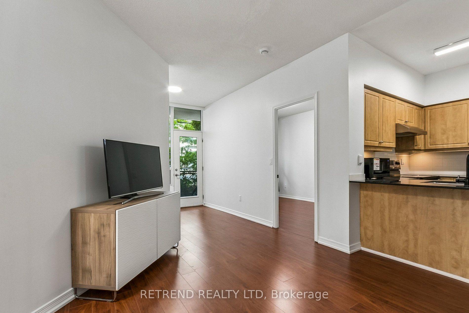 Photo 6 of Unit 106, 509 Beecroft Road N, North York, Willowdale West — HOMEH