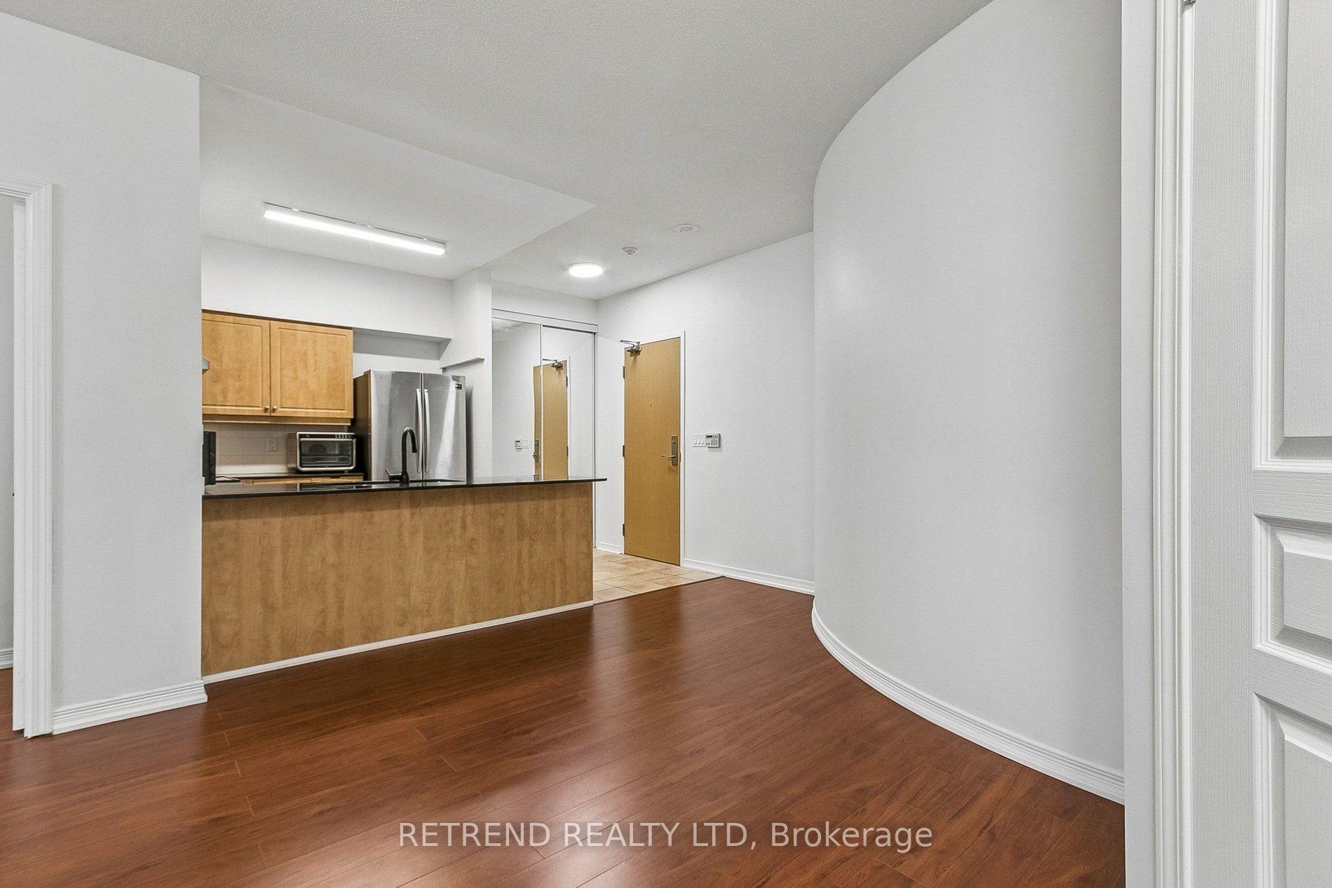 Photo 7 of Unit 106, 509 Beecroft Road N, North York, Willowdale West — HOMEH