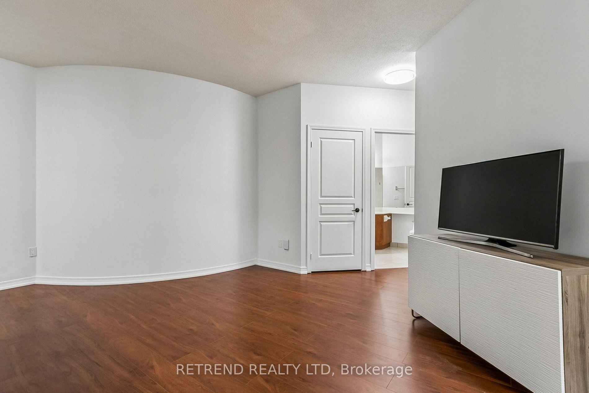 Photo 10 of Unit 106, 509 Beecroft Road N, North York, Willowdale West — HOMEH