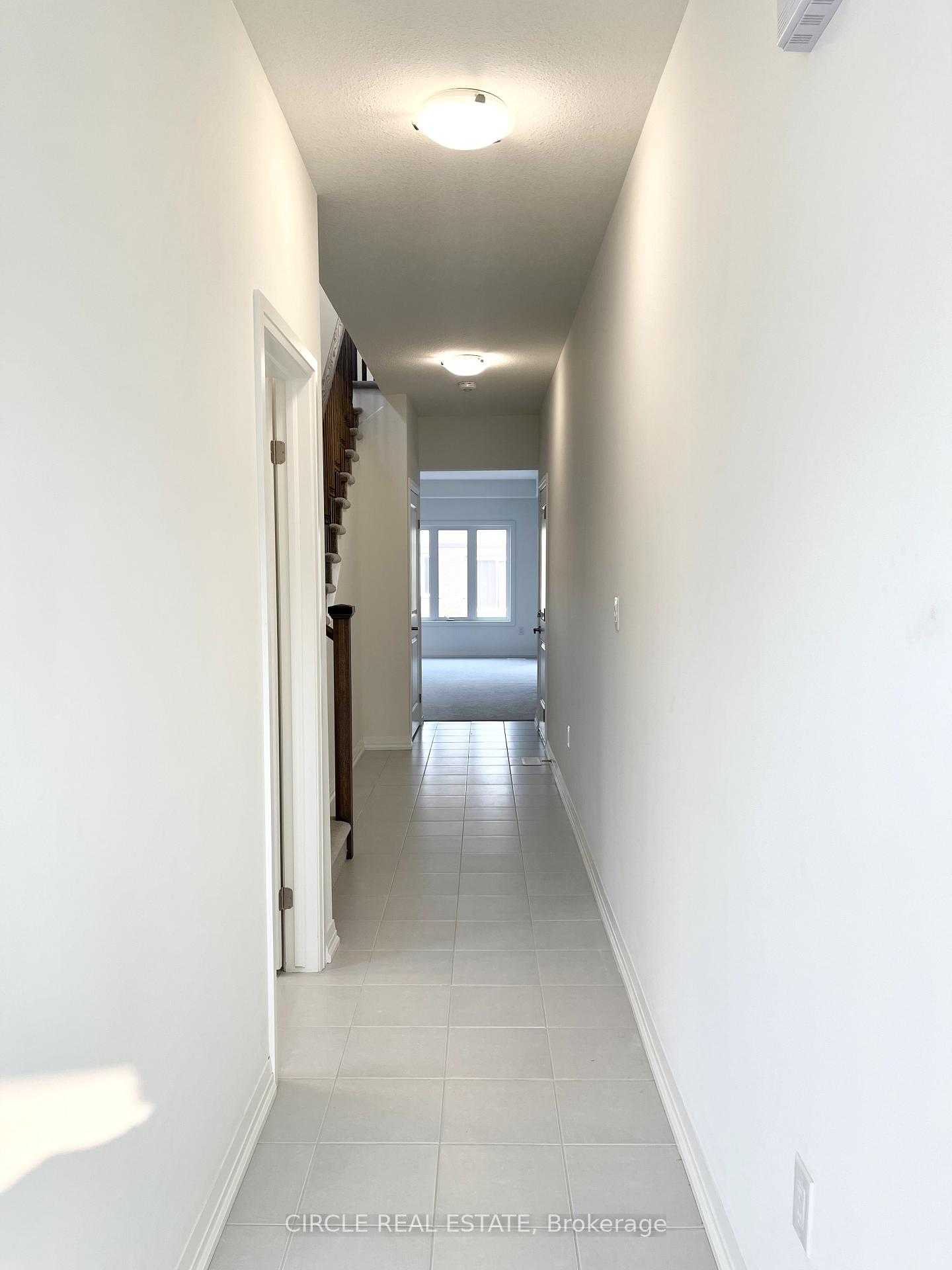 Photo 4 of 160 Bur Oak Drive, Thorold, Confederation Heights — HOMEH